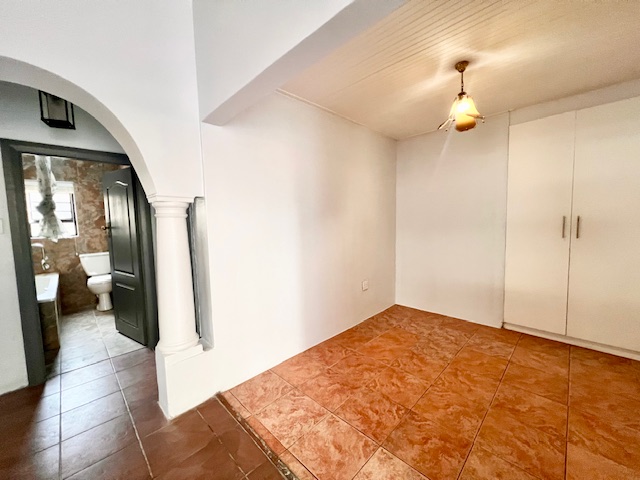 To Let 3 Bedroom Property for Rent in Goodwood Estate Western Cape